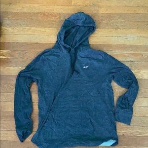 Thin Hollister pull over